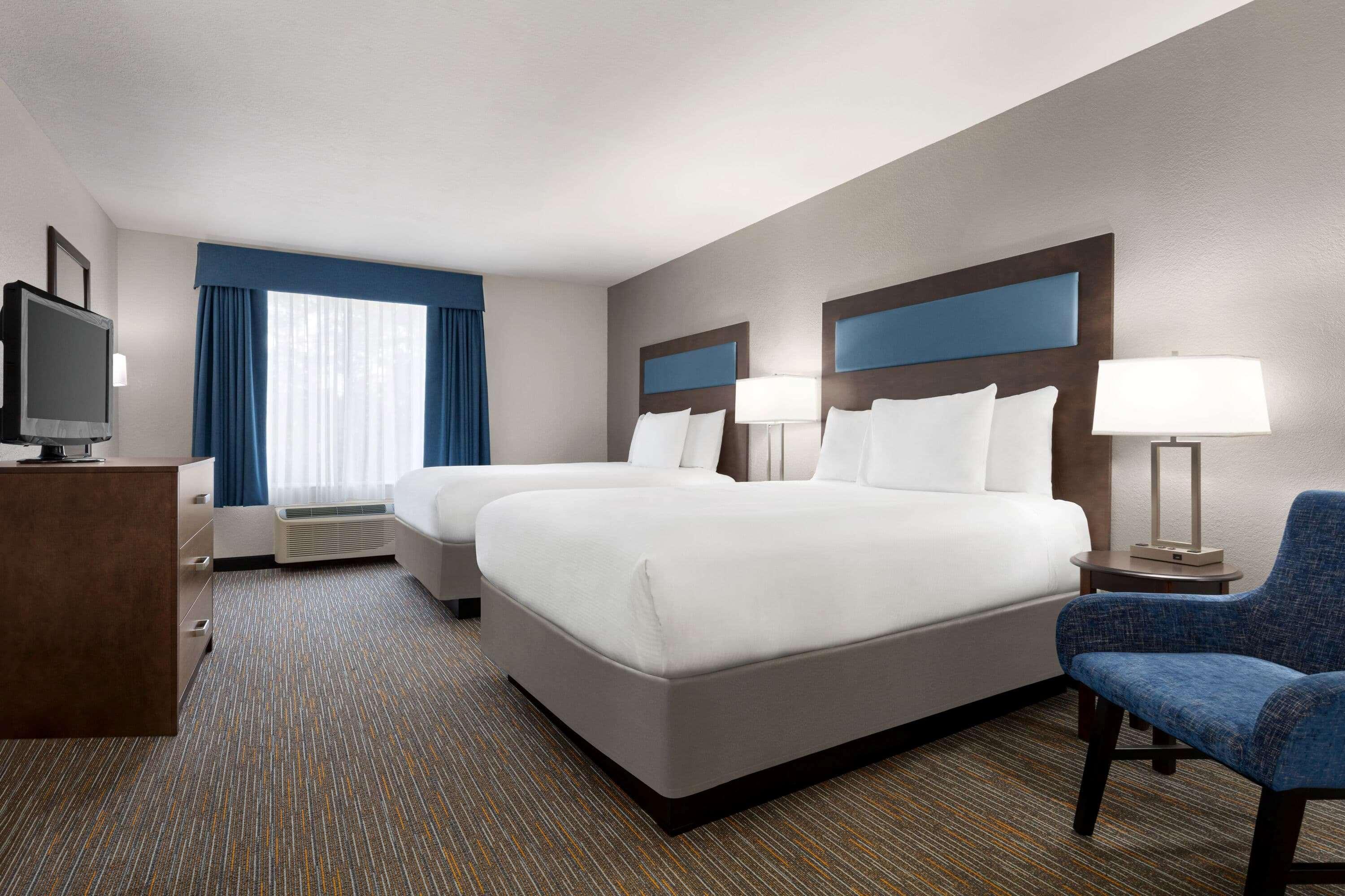Wingate By Wyndham Southport Hotel Buitenkant foto